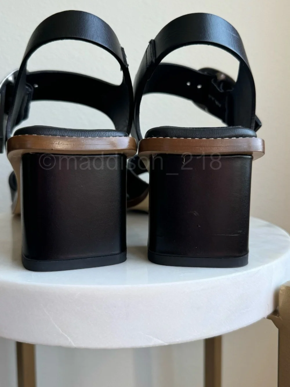 Everlane Leather Buckle Heel Sandals Black size 10 Block Chunky Heel Big Buckle - Picture 12 of 16
